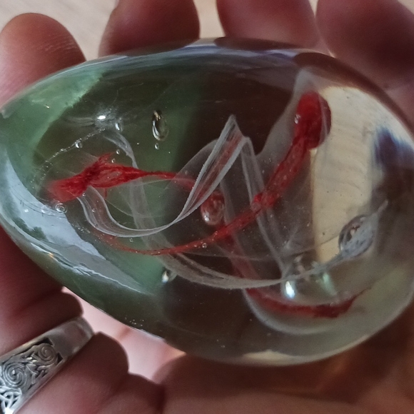 VINTAGE Blown Glass Inside of Heavy Glass DNA Swirled Paperweight - Picture 3 of 8